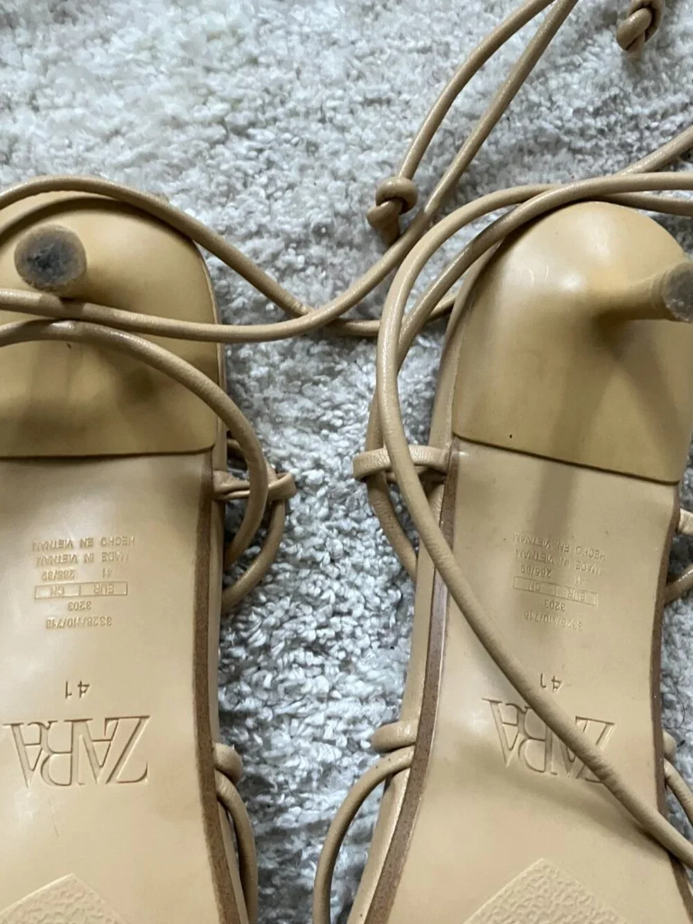 ZARA NUDE LACE UP LEG KITTEN HEEL SANDAL - Picture 4 of 5